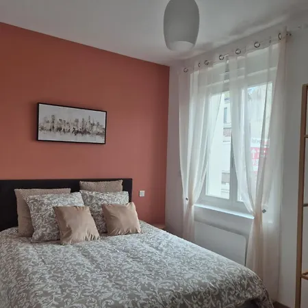 Apartment Le St Fursy 1